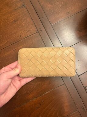 Bottega Veneta Woven Long Wallet Used Condition